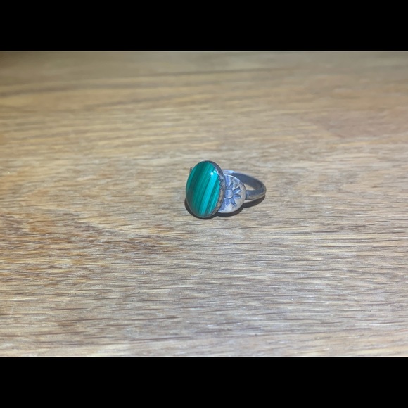 Sterling silver and malachite ring - Picture 2 of 10